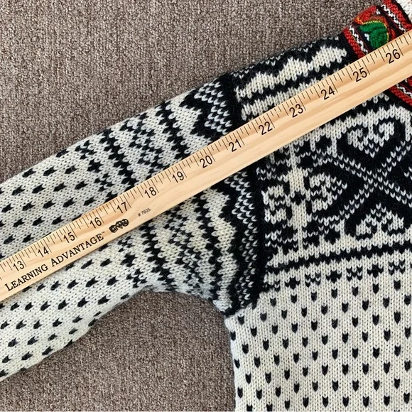 Dale of Norway Black and Cream Nordic Sweater - Picture 2 of 9